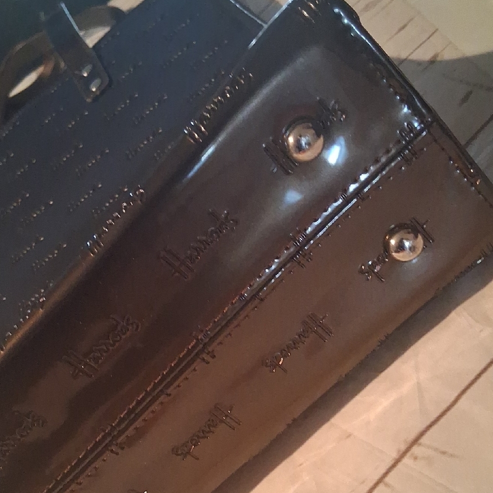 Glossy Black Tote Bag with Subtle Logo Pattern - Picture 3 of 3